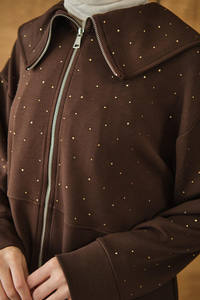 Gemici Yaka Taşlı Takım Kahverengi