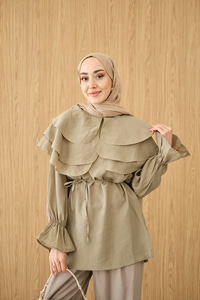 Geniş Katlı Yaka Bel Bağlamalı Tunik Haki Yeşil