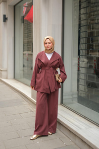 Geniş Yakalı Takım Mürdüm