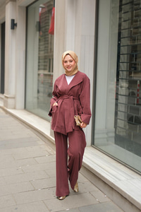 Geniş Yakalı Takım Mürdüm