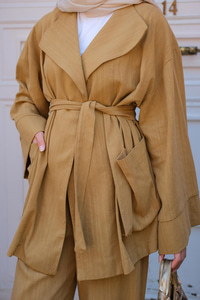 Geniş Yakalı Takım Yağ Yeşil