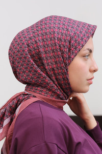 Geometrik Desen Eşarp  Vişne Çürüğü