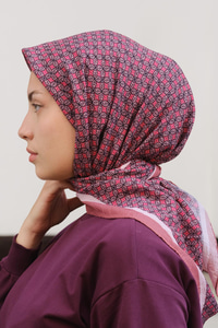 Geometrik Desen Eşarp  Vişne Çürüğü