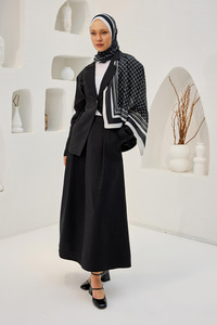 Gizli Cep Ve Önü Pile Detaylı Takım Siyah