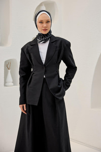 Gizli Cep Ve Önü Pile Detaylı Takım Siyah