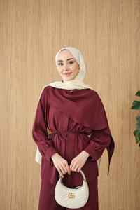 Gizli Düğme Detay Bel Bağlamalı Takım Bordo