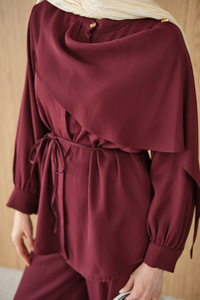 Gizli Düğme Detay Bel Bağlamalı Takım Bordo