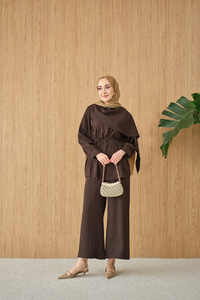 Gizli Düğme Detay Bel Bağlamalı Takım Kahverengi