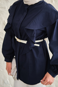 Gizli Düğme Detay Omuzdan Volanlı Gömlek Lacivert