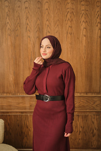 Gizli Düğme Detaylı Elbise Bordo