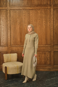 Gizli Düğme Detaylı Elbise Vizon