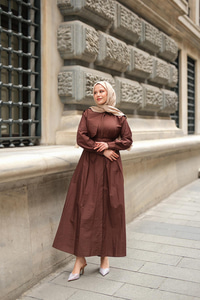 Gizli Düğmeli Apolet Detay Elbise Kahverengi