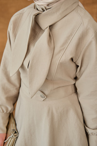 Gizli Düğmeli Çıtçıt Detay Gömlekli Takım Bej