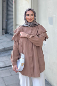 Gizli Düğmeli Fırfır Detay Gömlek Vizon