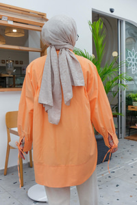 Gizli Düğmeli Kol Bağlama Detay Gömlek  Oranj