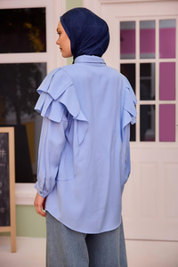 Gizli Düğmeli Püskül Detay Gömlek Açık Mavi