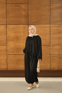 Gizli Fermuar Detay Takım Siyah