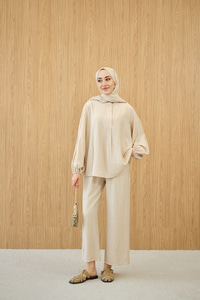 Gizli Fermuar Detaylı Müslin Takım Krem