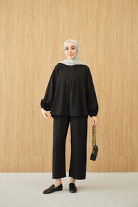 Gizli Fermuar Detaylı Müslin Takım Siyah