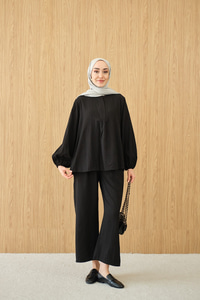 Gizli Fermuar Detaylı Müslin Takım Siyah