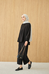 Gizli Fermuar Detaylı Müslin Takım Siyah