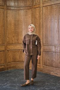 Gizli Fermuar Detaylı Takım Kahverengi