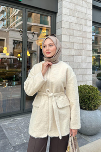 Gizli Fermuarlı Detay Bel Bağlamalı Ceket Krem