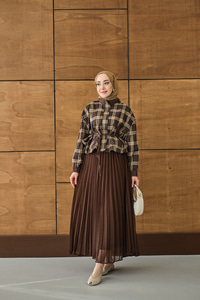 Gizli Fermuarlı Ekose Desen Eteği Tül Ve Pilise Detay Takım Kahverengi