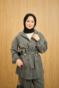 Gizli Fermuarlı Kemerli Pantolonlu Takım Füme