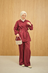 Gizli Fermuarlı Kemerli Pantolonlu Takım Bordo