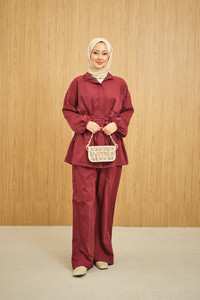 Gizli Fermuarlı Kemerli Pantolonlu Takım Bordo