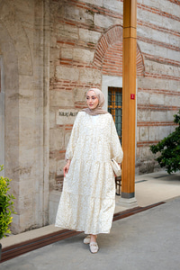 Gold Çicek Nakışlı Elbise Krem