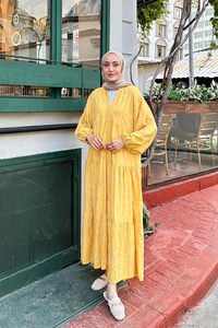 Gold Çicek Nakışlı Elbise Sarı