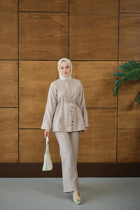 Gold Çıt Çıt Detay Takım Krem