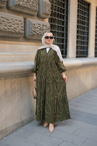 Gold Dikiş Detaylı Elbise Haki Yeşil