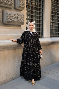 Gold Dikiş Detaylı Elbise Siyah