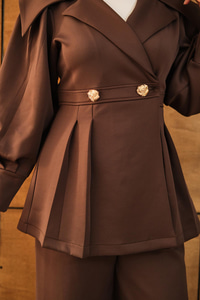 Gold Düğme Detay İkili Takım Kahverengi