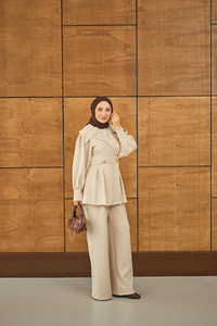 Gold Düğme Detay İkili Takım Krem