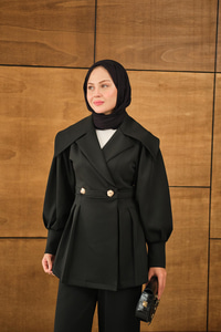 Gold Düğme Detay İkili Takım Siyah