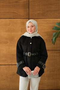 Gold Düğme Detay Kemerli Ceket Siyah