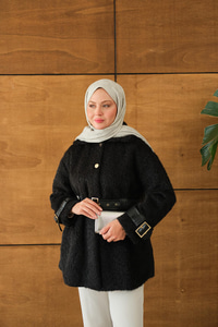 Gold Düğme Detay Kemerli Ceket Siyah