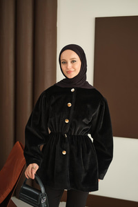 Gold Düğme Detay Kısa Kaban Siyah