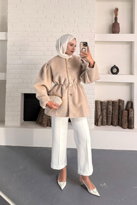 Gold Düğme Detay Mont Krem