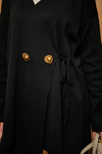 Gold Düğme Detay Takım Siyah