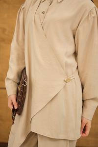 Gold Düğme Detaylı Pantolonlu Modal Takım Vizon