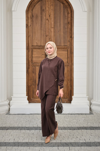 Gold Düğme Detaylı Pantolonlu Modal Takım Kahverengi