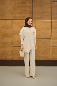 Gold Düğme Detaylı Pantolonlu Modal Takım Krem