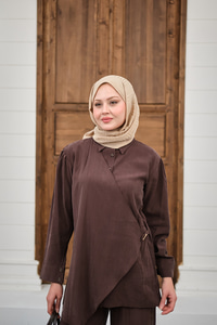 Gold Düğme Detaylı Pantolonlu Modal Takım Kahverengi