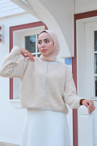 Gold Düğme Detaylı Peluş Ceket  Krem