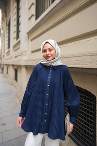 Gold Düğme Ve Piliseli Gömlek Lacivert